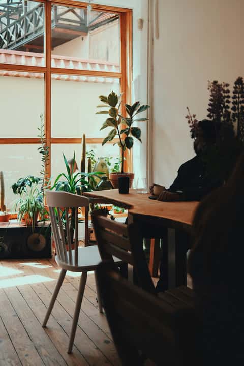 Order coffee at Vero Cafe (Vilnius) mission